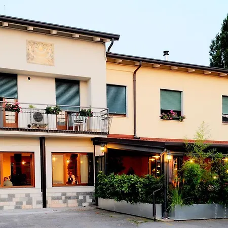 Lago Apartment